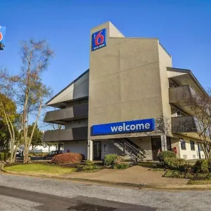 3* Hotel 6-memphis, Tn - Downtown