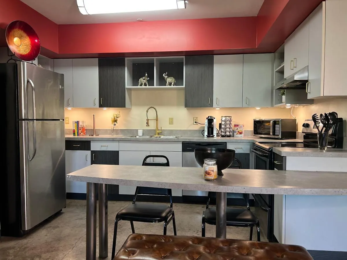 Luxury Midtown Flats Near Downtown Memphis & Fedex Forum Apartment